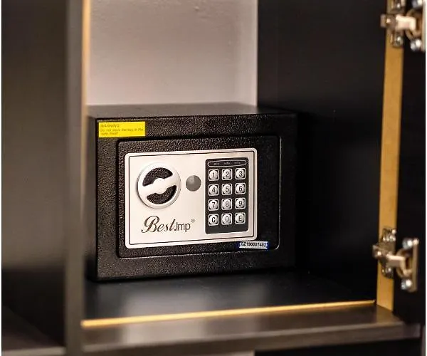 Clucerului Sun * Bucarest